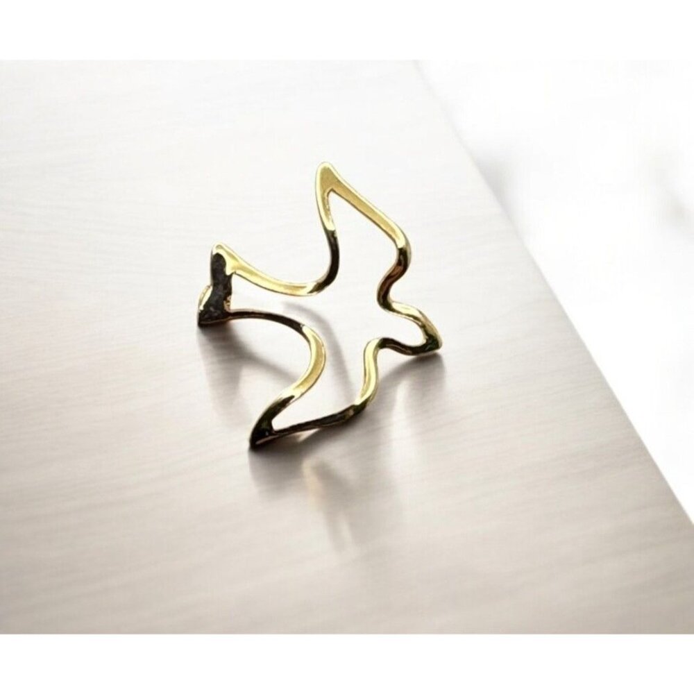 Vintage Dove Outline Gold Tone Lapel Pin Brooch Bird Faith Peace Religious